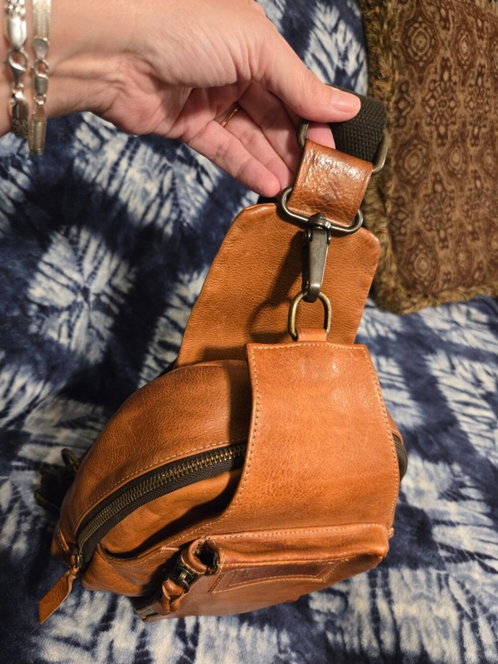 Bed Stu Beau Leather Sling Bag in Brown - Picture 4 of 10